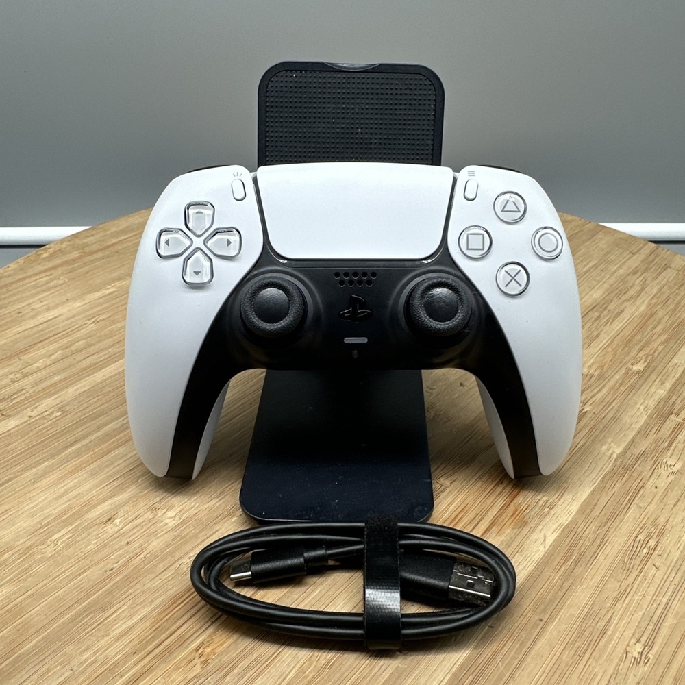 Sony PS5 Playstation 5 DualSense Wireless Controller White With Charger Cable